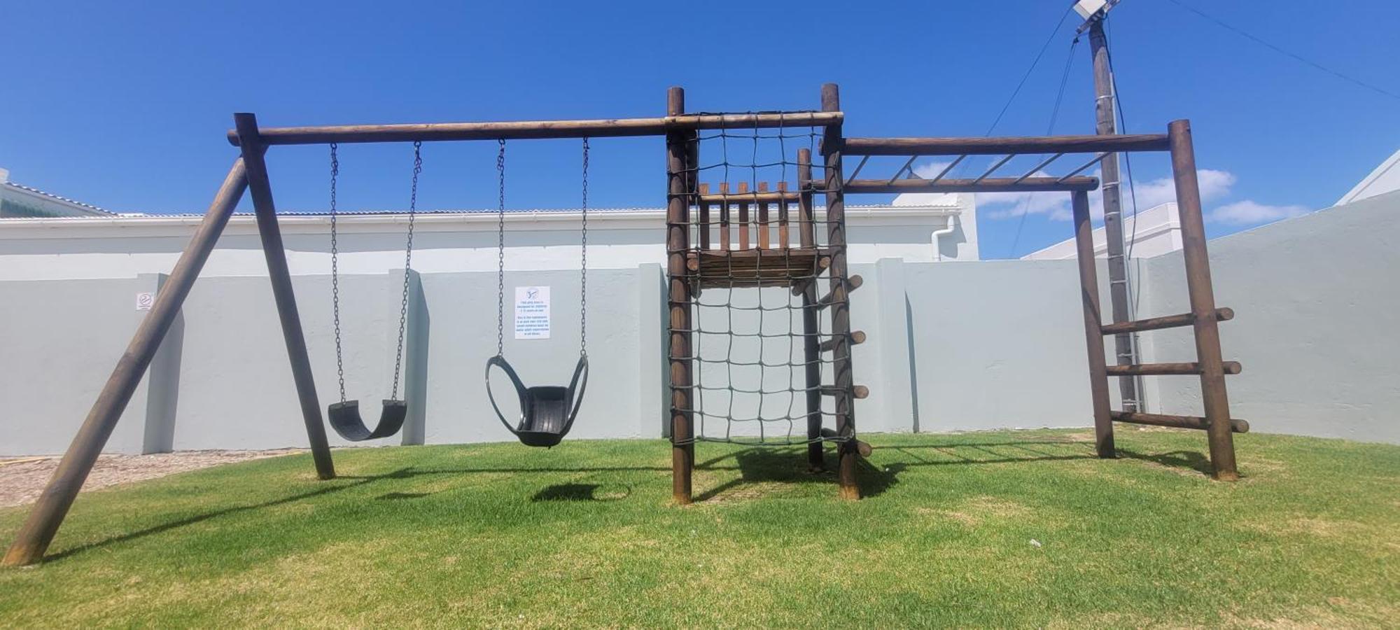 Kleinmond Lodge Bagian luar foto