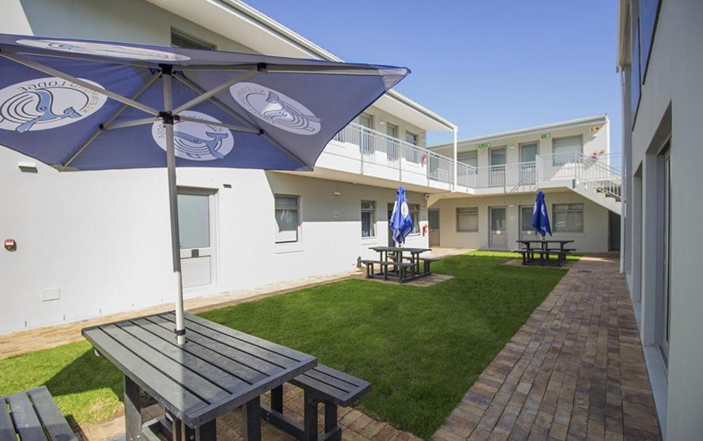 Kleinmond Lodge Bagian luar foto